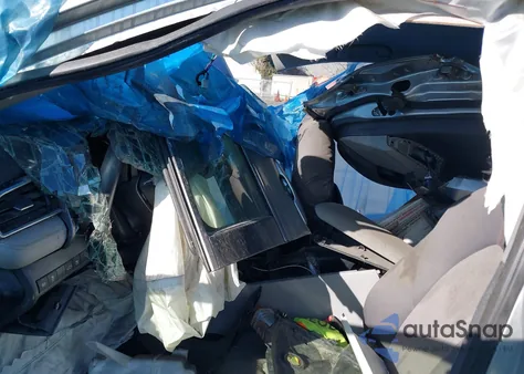 2018 Toyota Camry Le z USA, uszkodzony, nr VIN JTNB11HK0J3017216